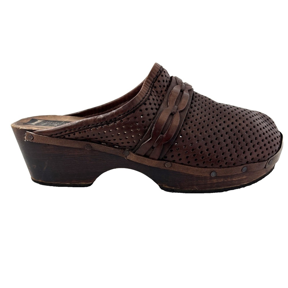 VTG Y2K Brown Leather Clog Mule Wood Platform Sole Metal Brads Toe Tap Italian